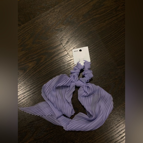 6 pc lot accessories - hair, sock, purse, tote bag, and face mask - Picture 4 of 10